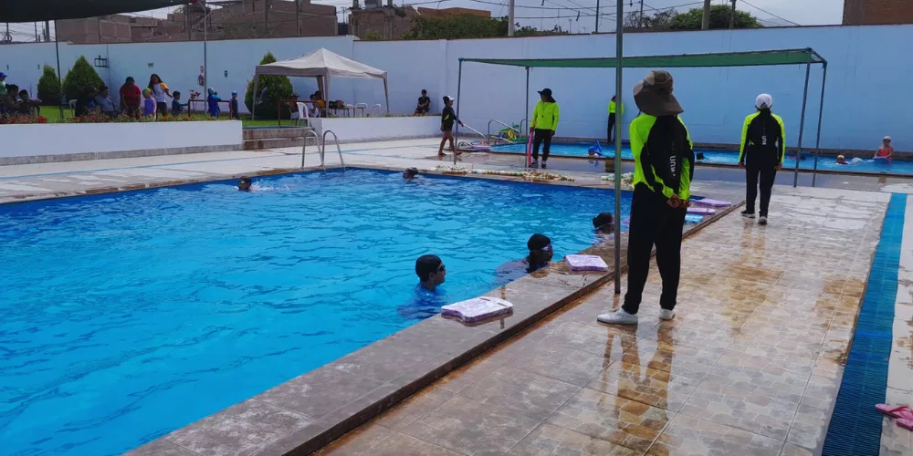 Piscina Los Pinos 5